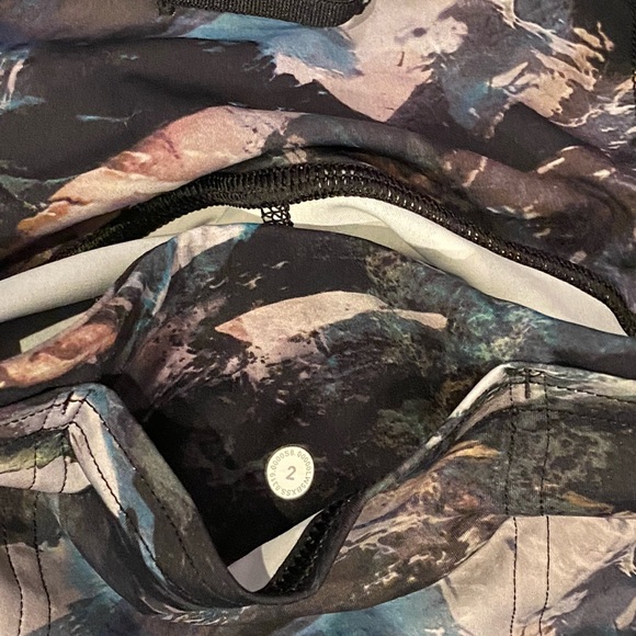 Lululemon Leggings - Picture 9 of 15